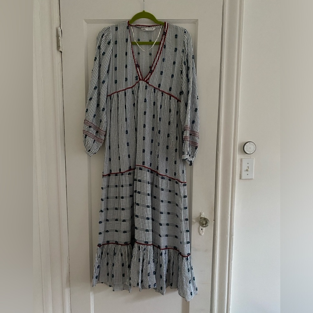Zara striped long sleeve flowy maxi dress
